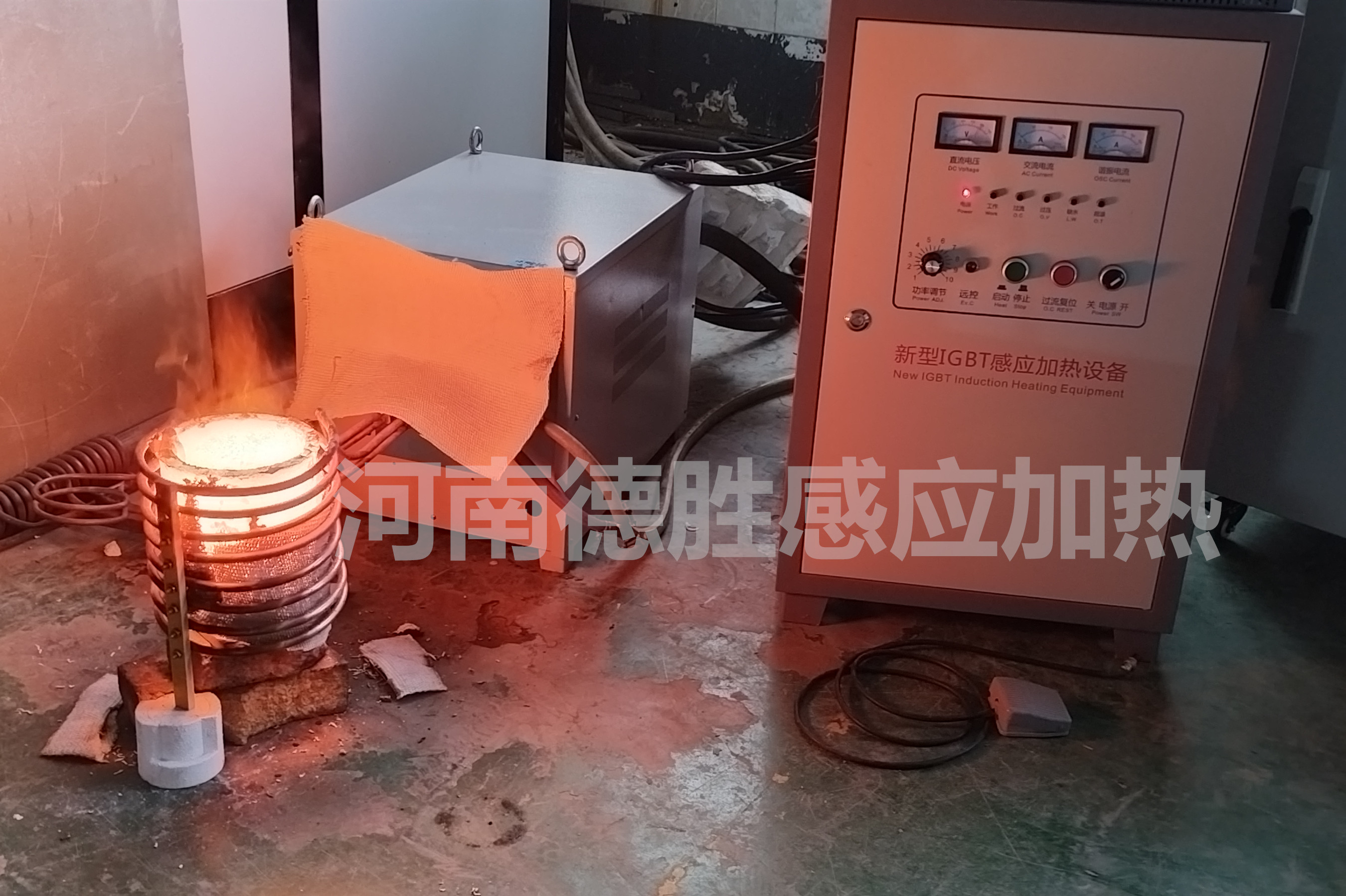 中頻青銅熔煉設(shè)備