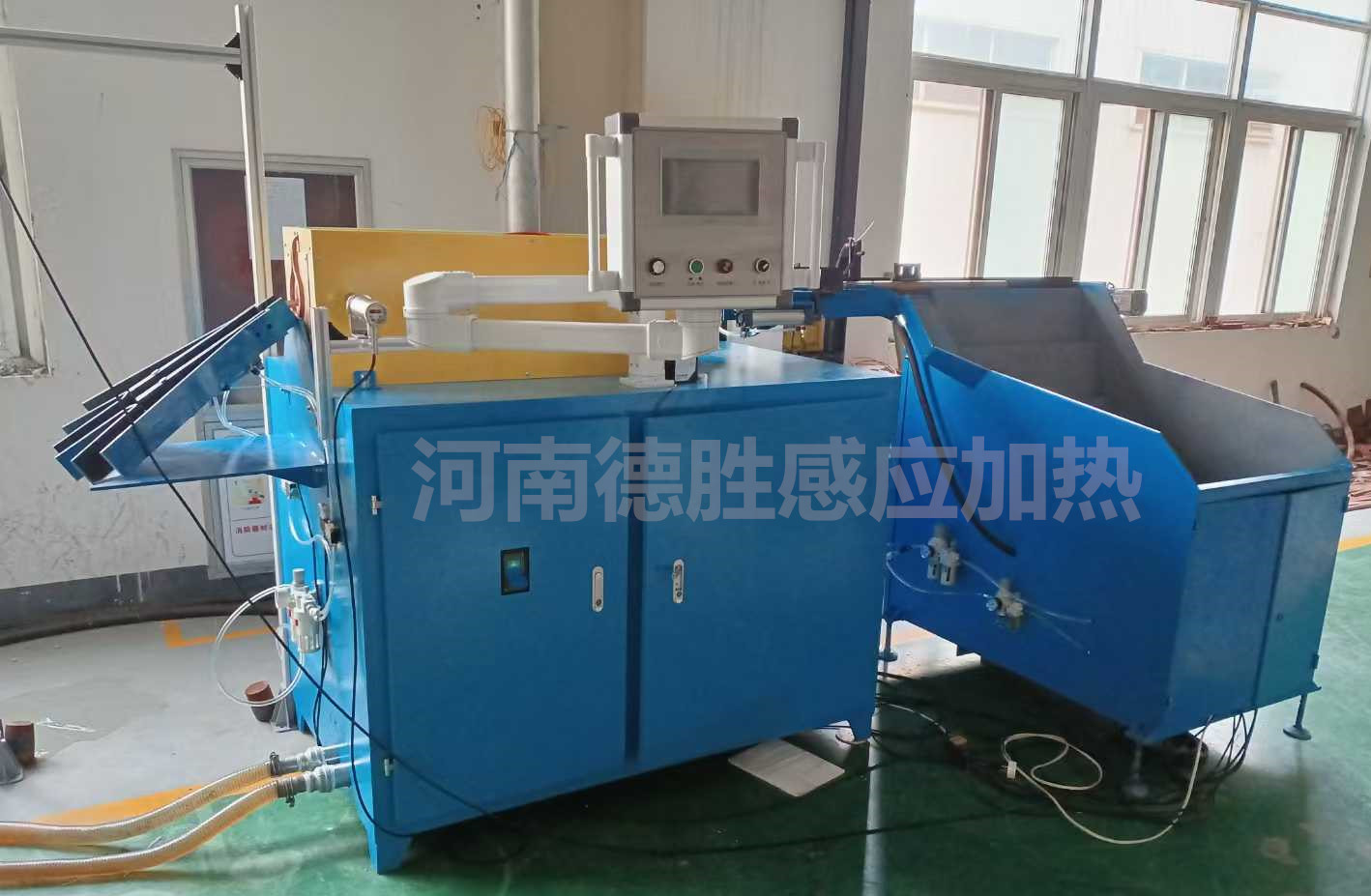 銅棒160KW臥式中頻加熱爐